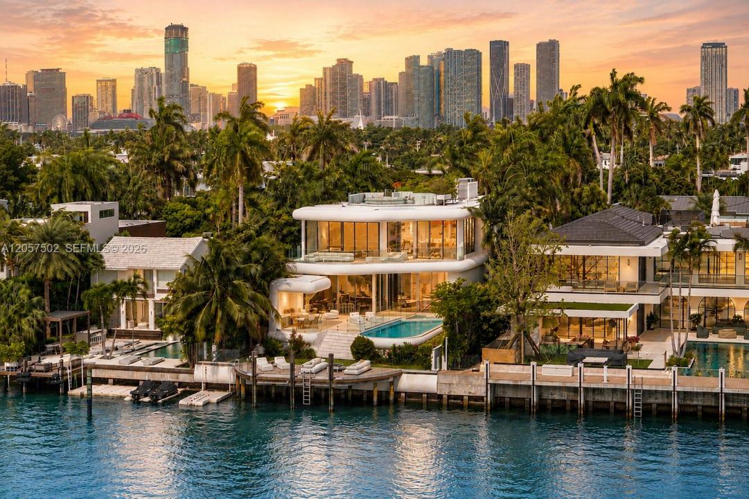 503 E Dilido Dr, Miami Beach, Florida 33139, USA