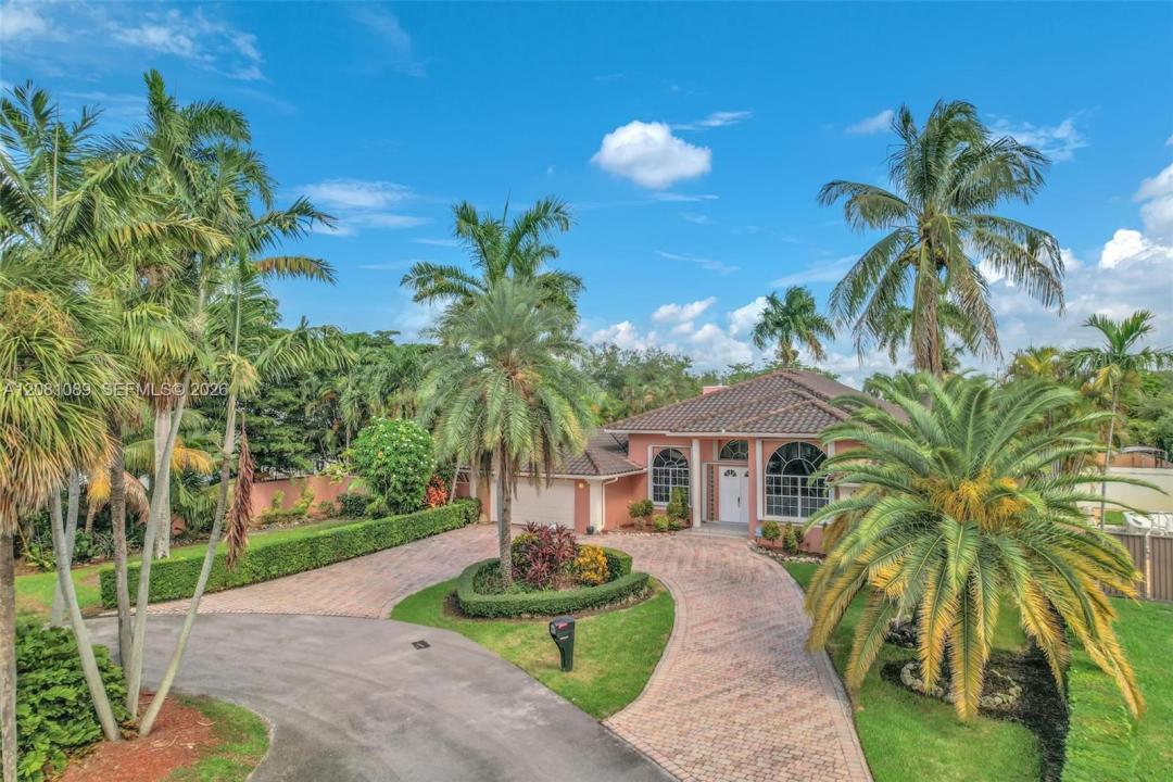 10485 NW 132nd St, Hialeah Gardens, Florida 33018, Stati Uniti