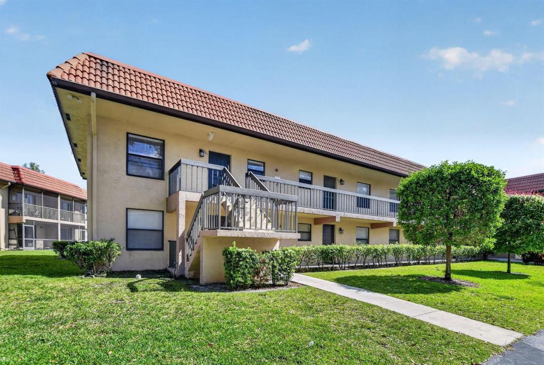 21895 LAKE FOREST Circle 201, Boca Raton, Floride 33433, États-Unis