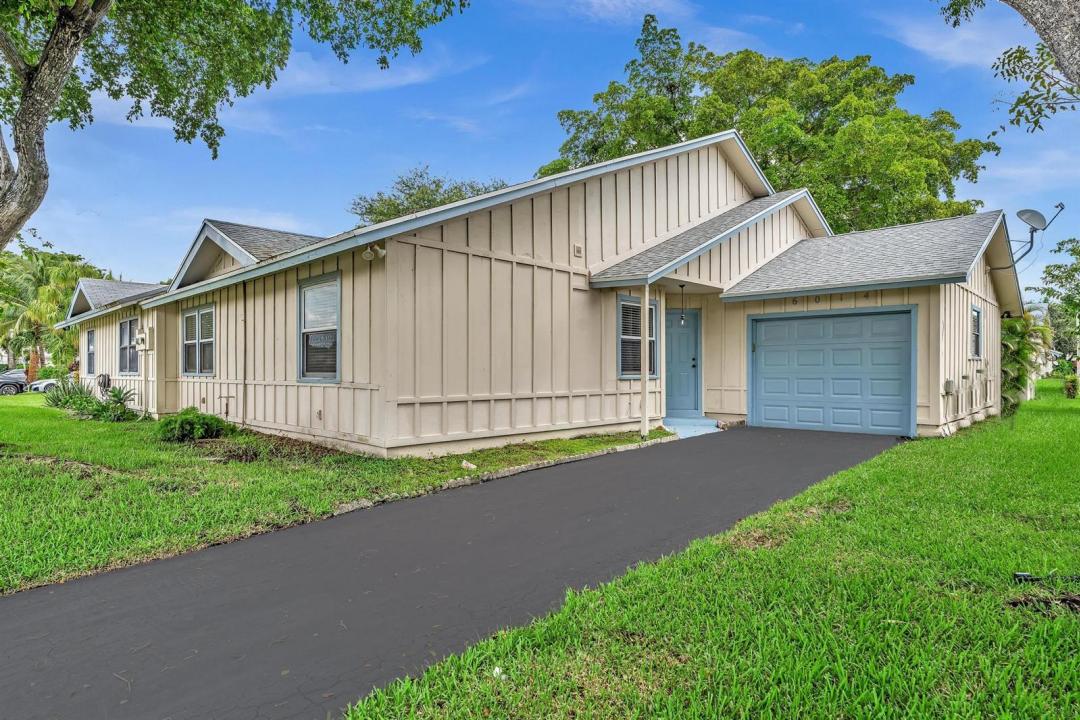 6014 NW 78th Way, Tamarac, Floride 33321, États-Unis