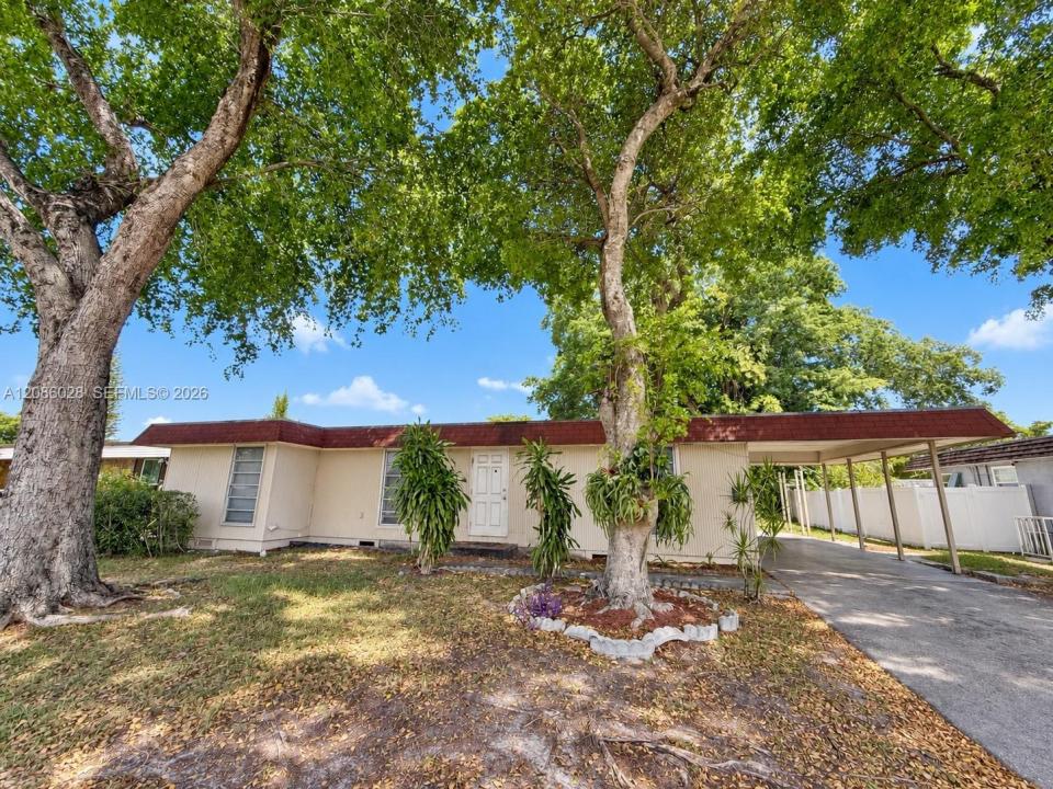 7804 NW 73rd Ter, Tamarac, Floride 33321, États-Unis