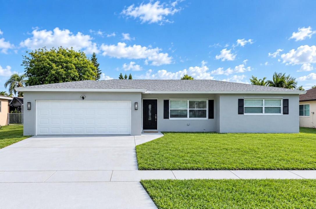 11184 Median Street, Boca Raton, Floride 33428, États-Unis