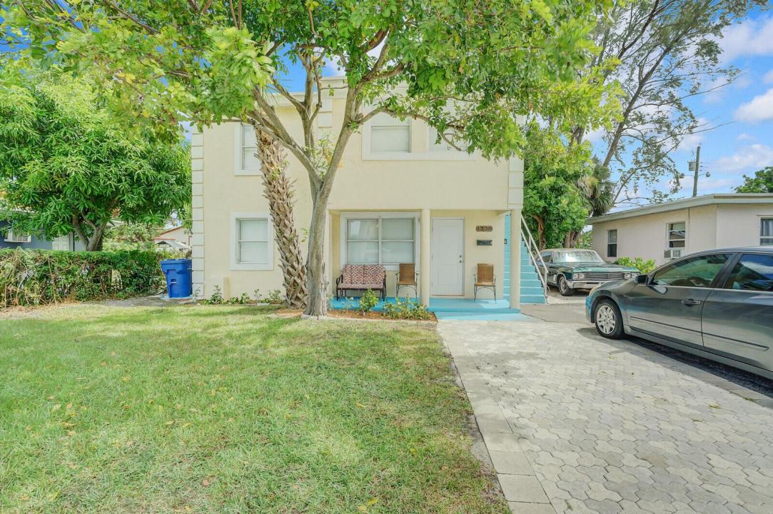 1225 W 10th Street, Riviera Beach, Floride 33404, États-Unis