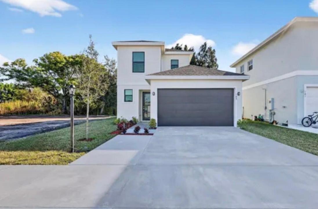 103 SW SEMINOLE CROSSING Street, Floride 34956, États-Unis
