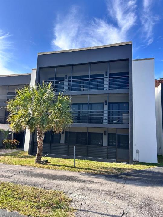 4060 N Hills Dr 39, Hollywood, Floride 33021, États-Unis