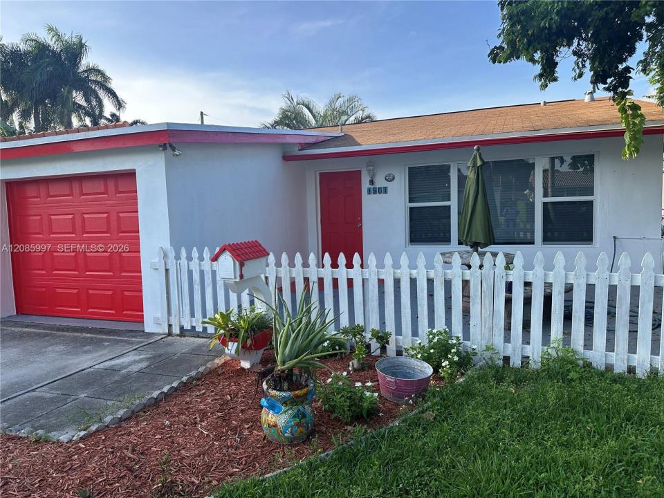 1507 Hayes St, Hollywood, Florida 33020, Stati Uniti