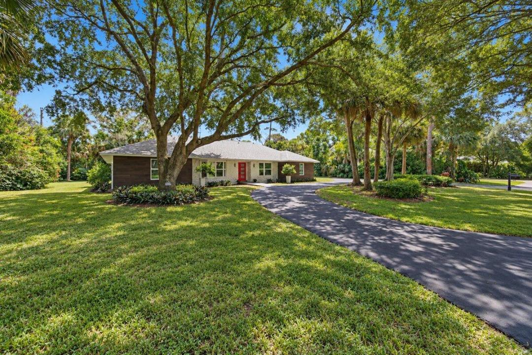 4384 2nd SW Square, Vero Beach, Florida 32968, USA