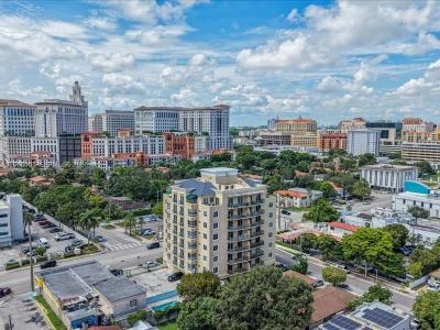 2501 SW Douglas Rd 202, Miami, Florida 33133, USA