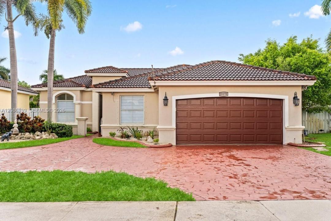 19174 NW 23rd Pl, Pembroke Pines, Florida 33029, USA