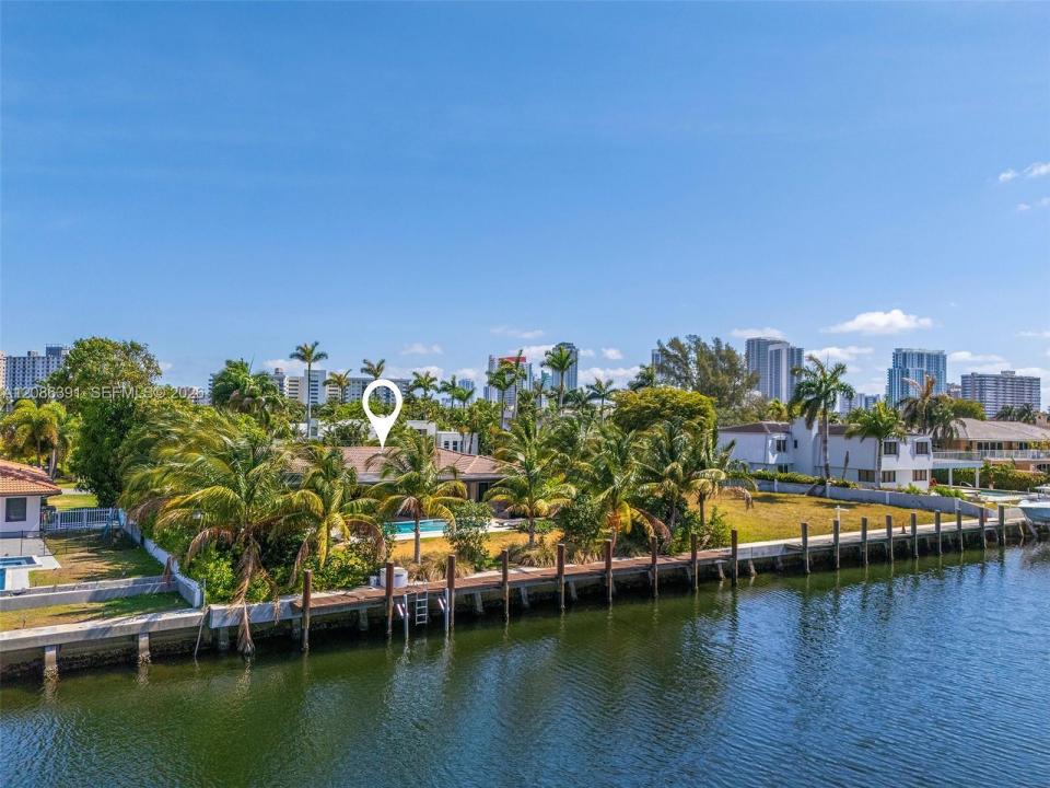 419 Alamanda Dr, Hallandale Beach, Флорида 33009, Соединенные Штаты
