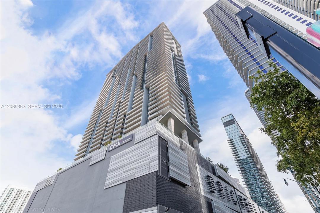 88 SW 7th St 2401, Miami, Florida 33130, Stati Uniti