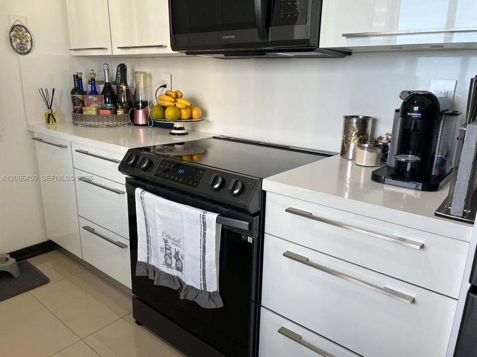 5900 Collins Ave 1606, Miami Beach, Florida 33140, Stati Uniti