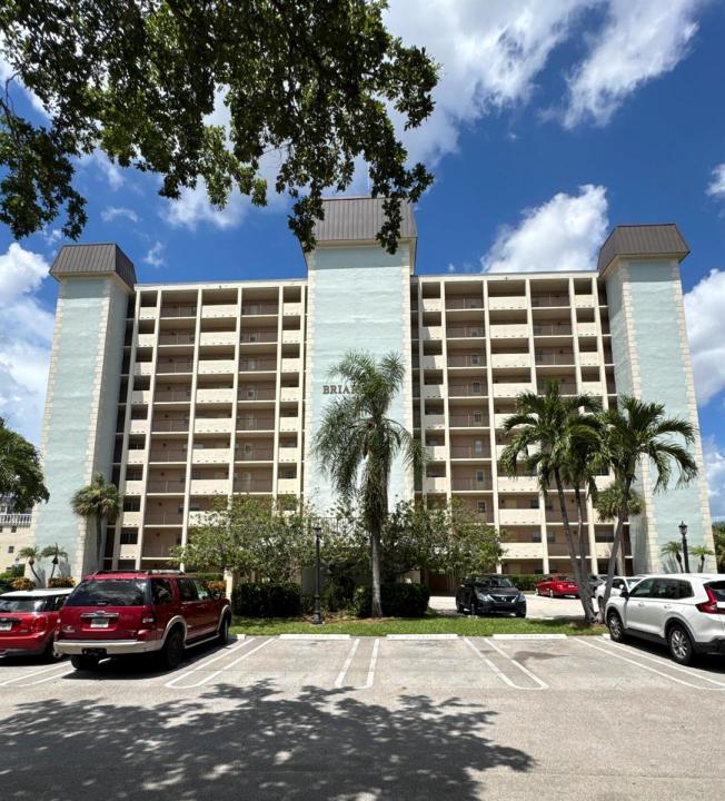 9101 W SAMPLE Road 601, Coral Springs, Florida 33065, Stati Uniti