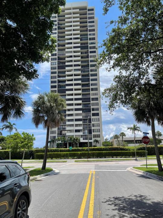 5600 N FLAGLER Drive 2803, West Palm Beach, Floride 33407, États-Unis