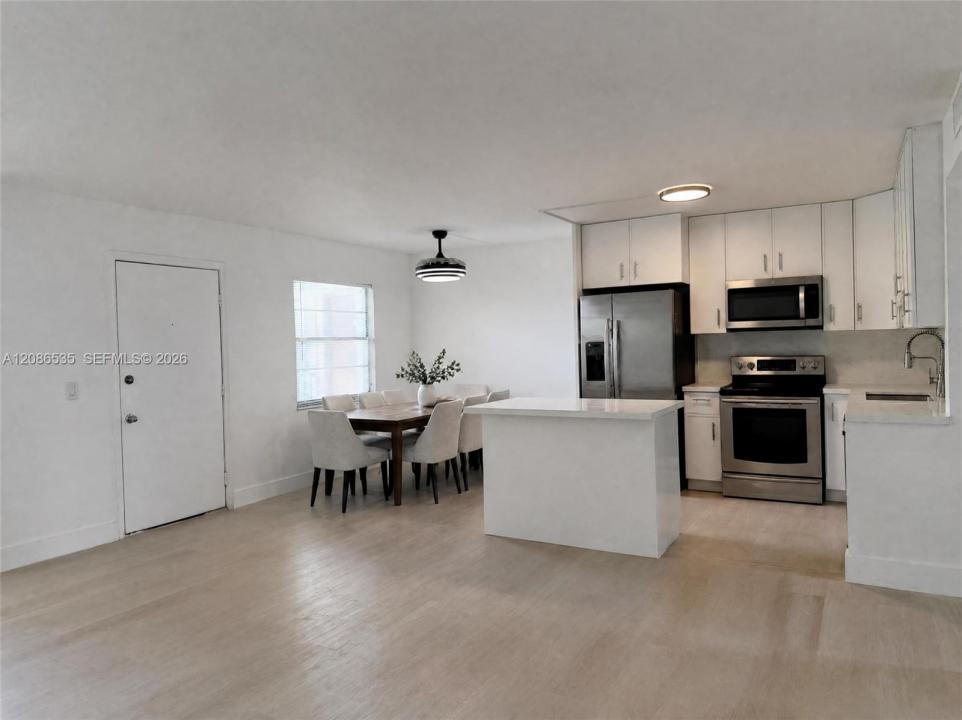 13475 SW 9th St 302A, Pembroke Pines, Floride 33027, États-Unis