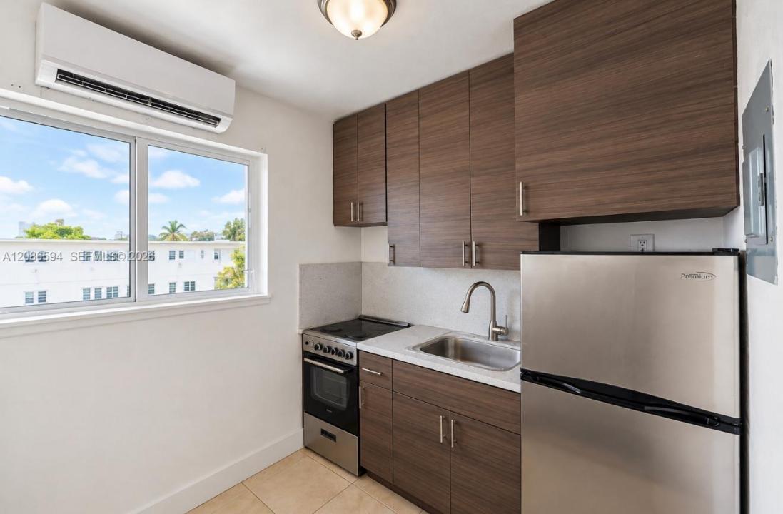 5305 Biscayne Blvd 207, Miami, Florida 33137, Stati Uniti