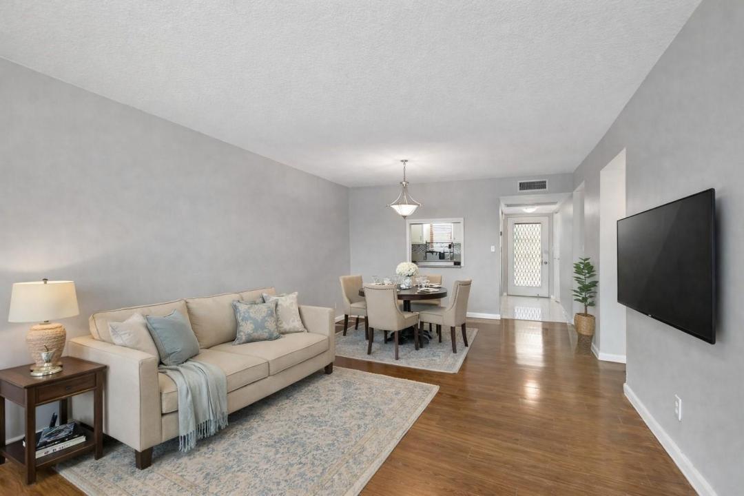 9300 SW 8TH Street 303, Boca Raton, Floride 33428, États-Unis