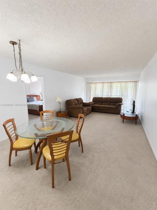 240 Lakeview Dr 212, Weston, فلوريدا 33326, الولايات المتحدة
