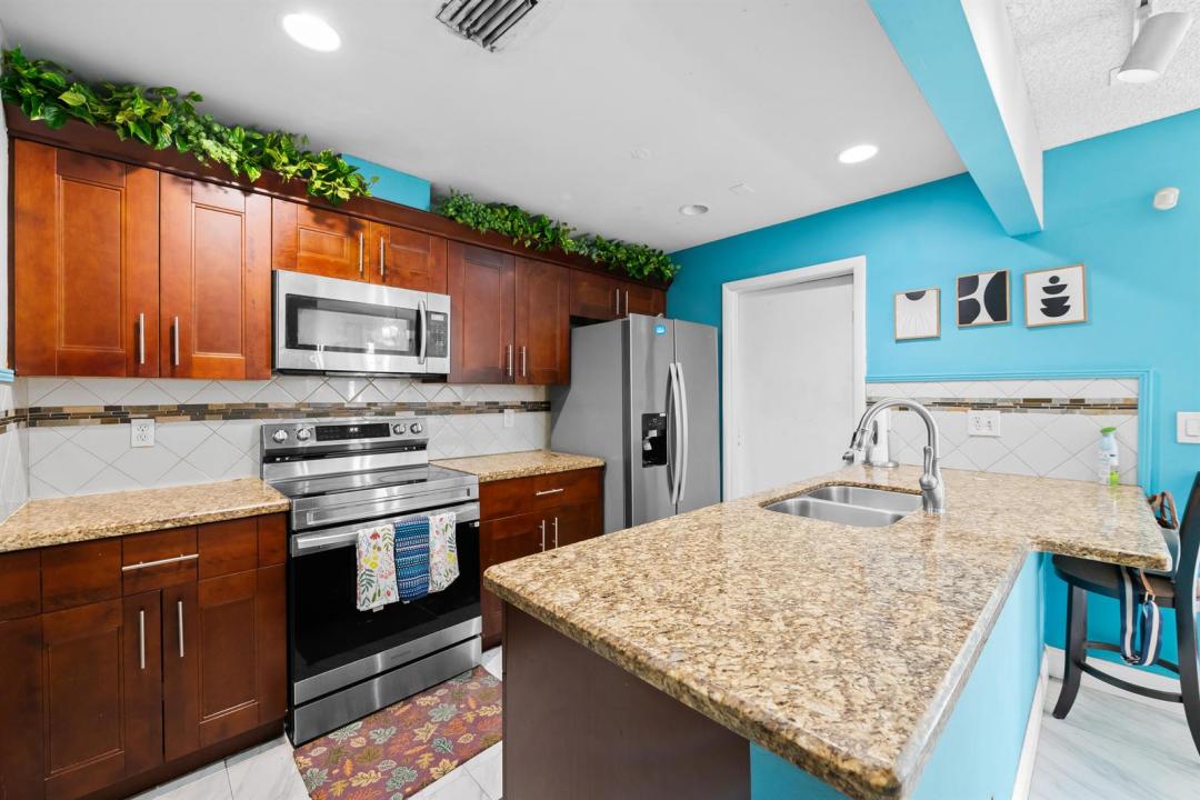 7838 KIMBERLY Boulevard, North Lauderdale, Florida 33068, Stati Uniti