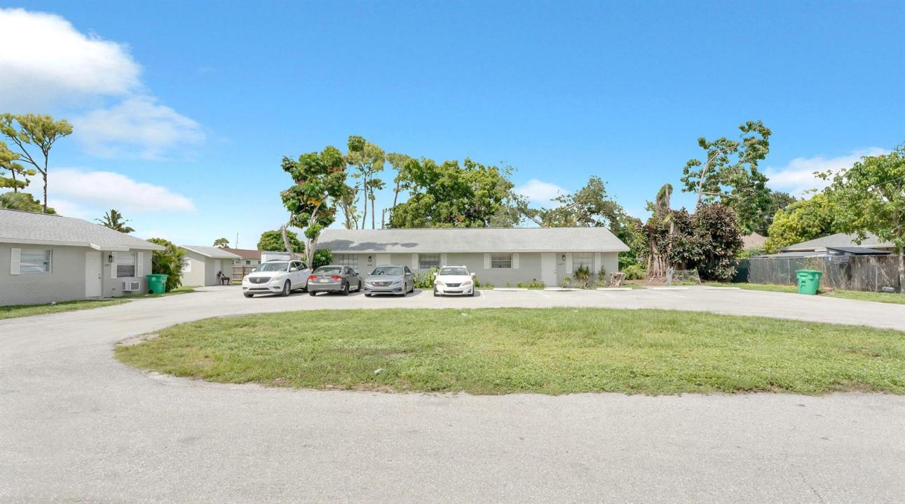 3883 Park Lane, Palm Springs, Floride 33406, États-Unis
