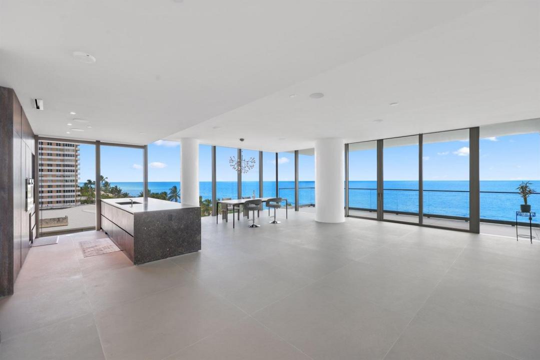 2000 S OCEAN Drive 5A, Hallandale Beach, Floride 33009, États-Unis