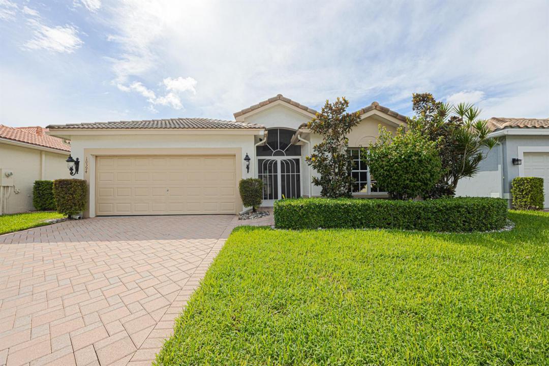 10394 UTOPIA E Circle, Boynton Beach, Florida 33437, USA