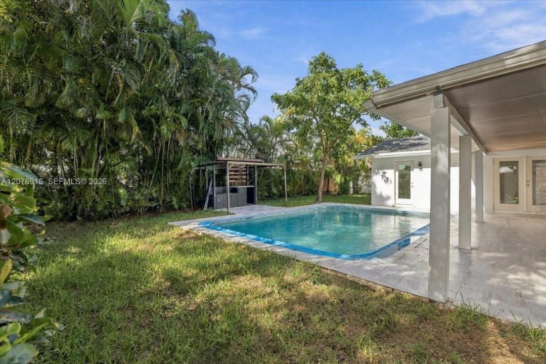 8300 SW 26th Pl, Davie, Florida 33328, USA