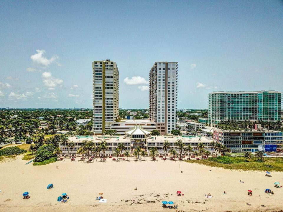 111 Briny Avenue 2409, Pompano Beach, Florida 33062, USA