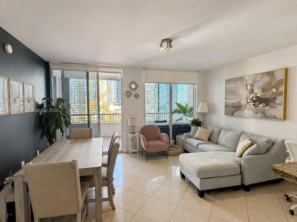 170 SE 14th St 2007, Miami, Florida 33131, Stati Uniti