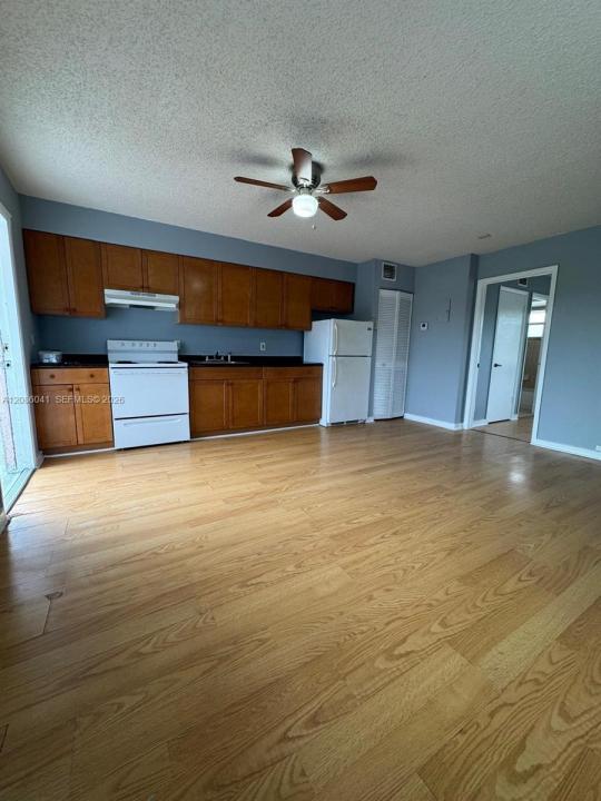 2920 Pierce St 4, Hollywood, Floride 33020, États-Unis