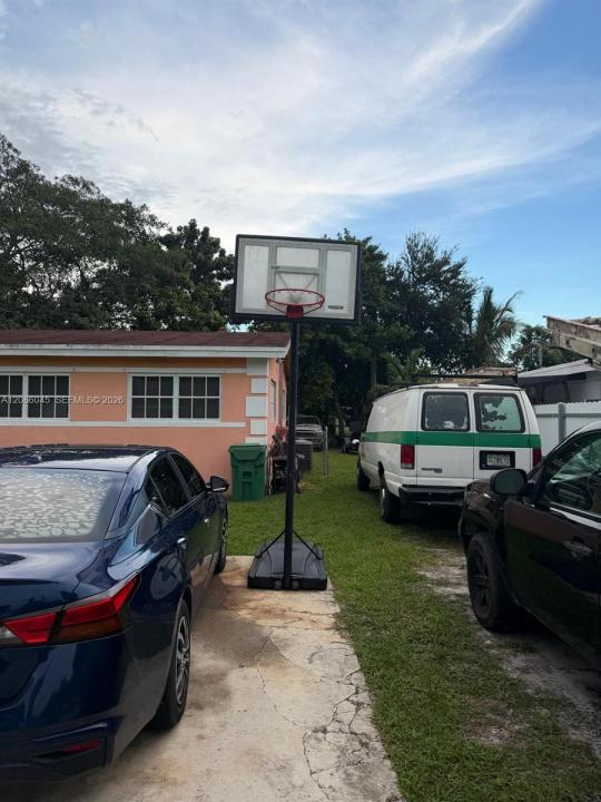 14331 NW 16th Ct, Miami, Floride 33167, États-Unis