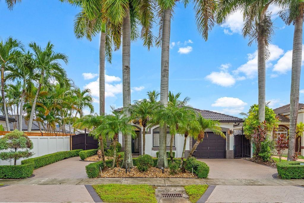 19953 NW 78th Ave, Hialeah, Florida 33015, USA