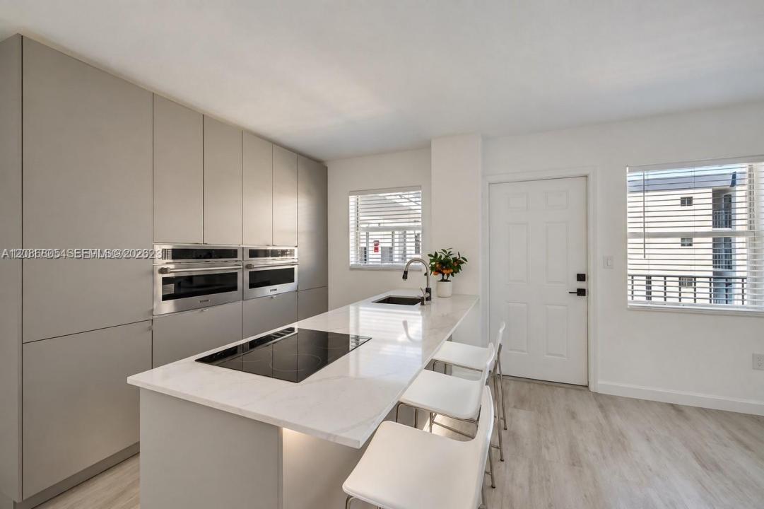 1720 Jefferson St 511, Hollywood, Florida 33020, Stati Uniti