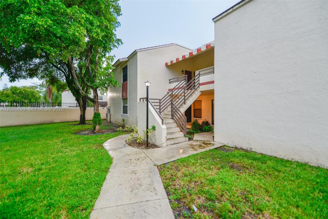 20220 NE 3rd Ct 2, Miami, Floride 33179, États-Unis