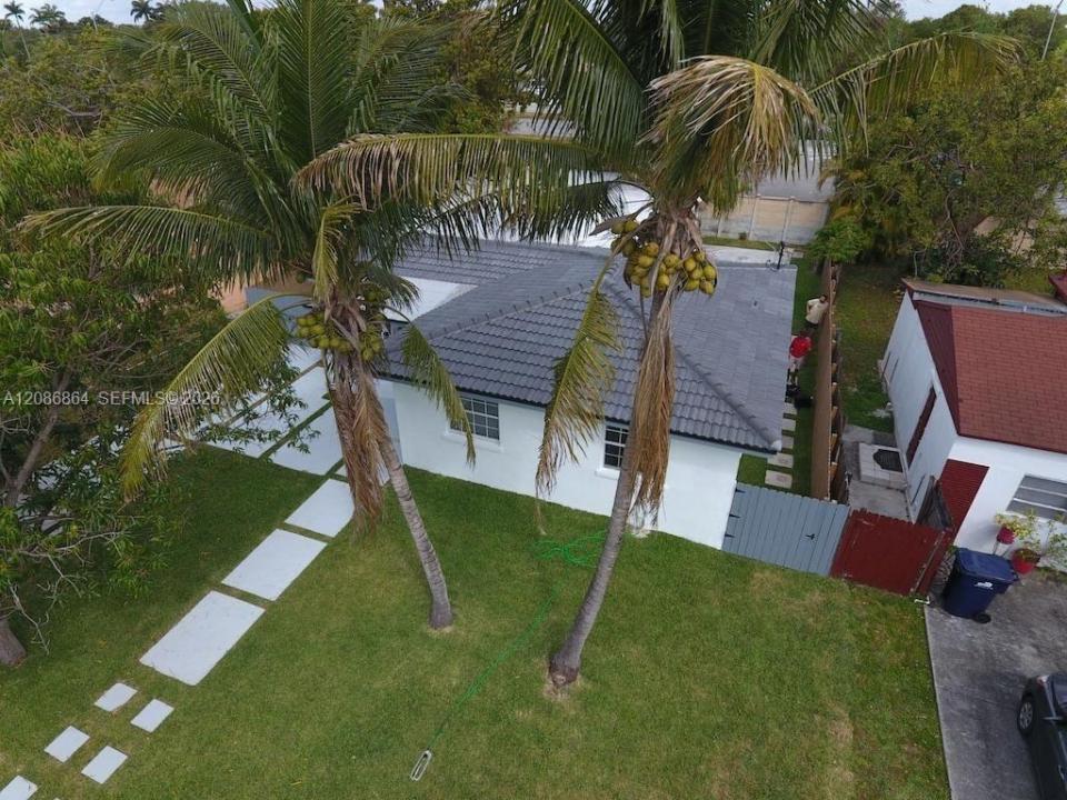2375 NE 185th St, Miami, Флорида 33180, Соединенные Штаты