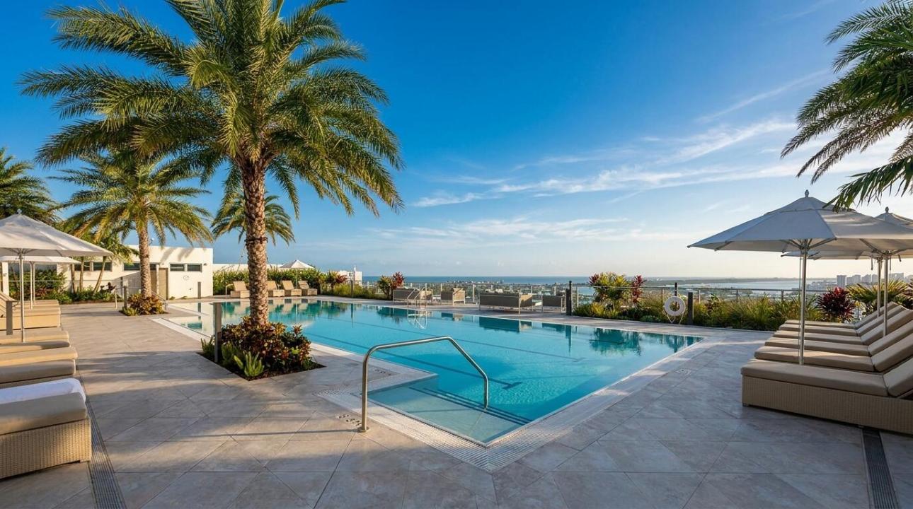 220 Lake Shore Drive 2021, Lake Park, Floride 33403, États-Unis