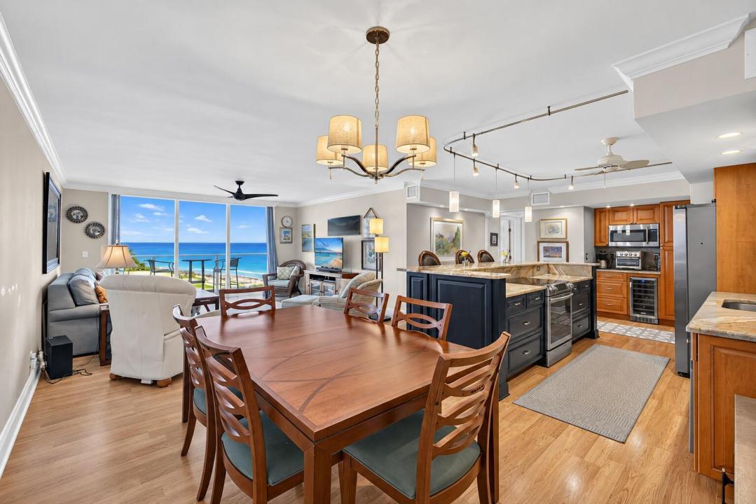 5440 N Ocean Drive 304, Singer Island, Florida 33404, USA