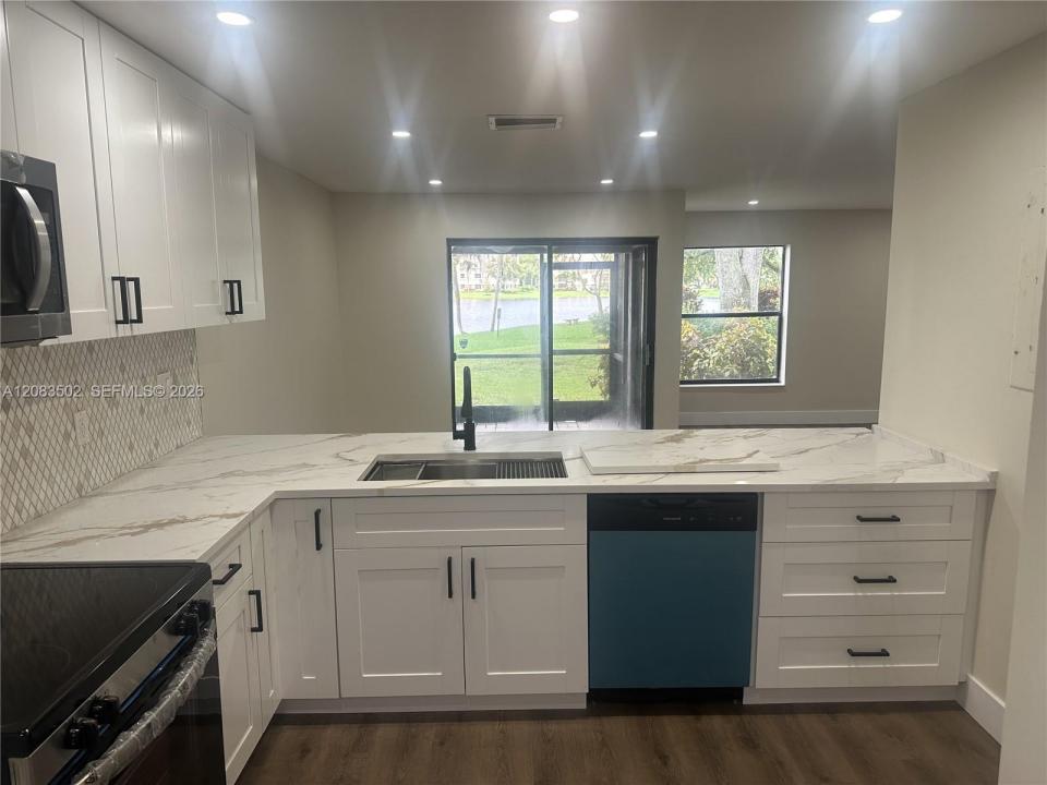 2643 NW 42nd Ave, Coconut Creek, Florida 33066, Stati Uniti
