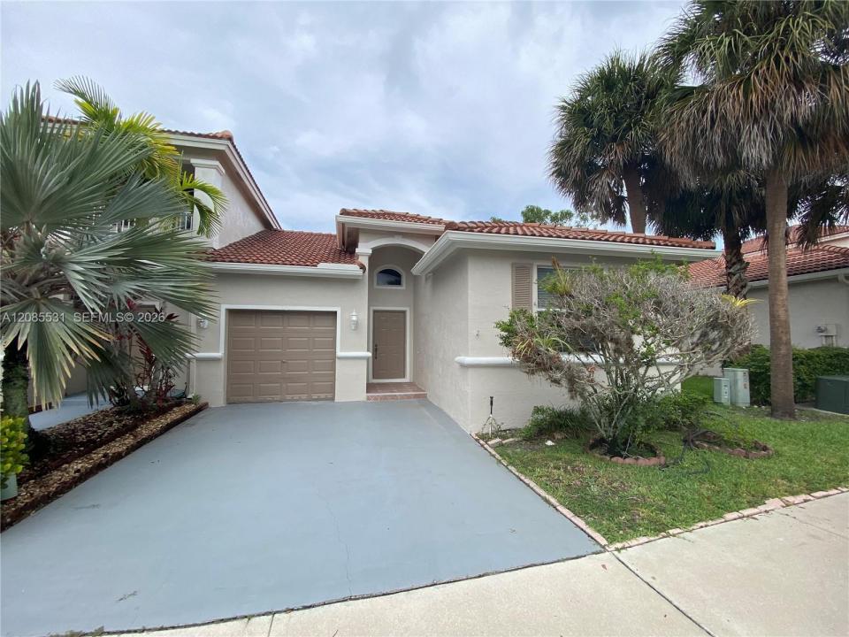 856 NW 132nd Ave, Pembroke Pines, Floride 33028, États-Unis