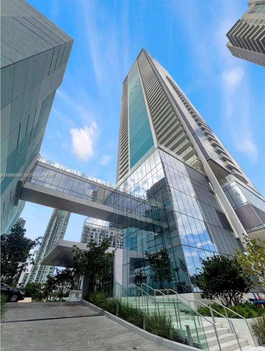 700 NE 26th Ter 2303, Miami, Florida 33137, USA