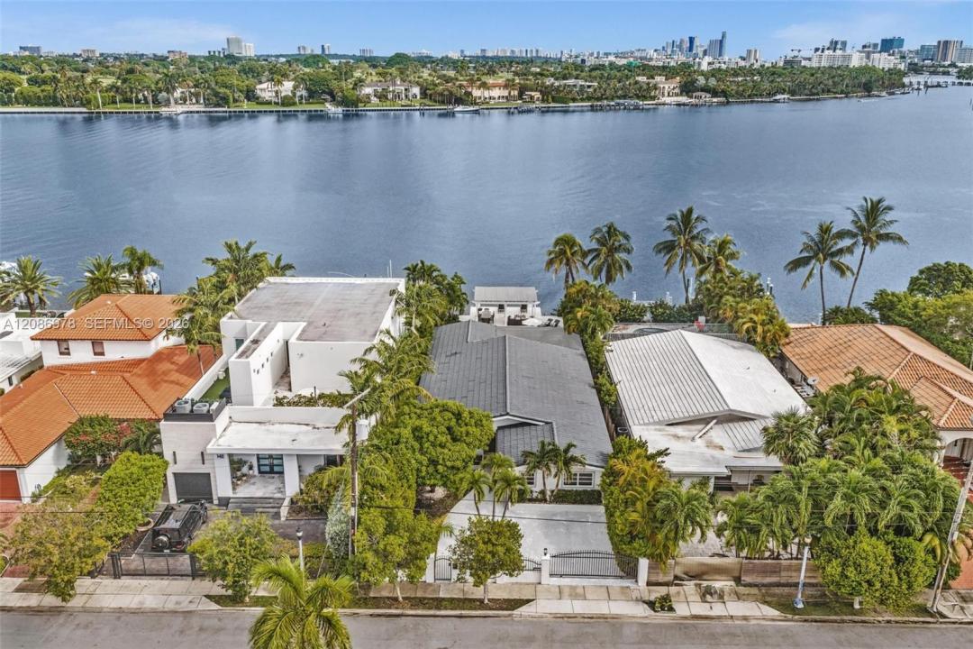 1405 Stillwater Dr, Miami Beach, Florida 33141, Stati Uniti