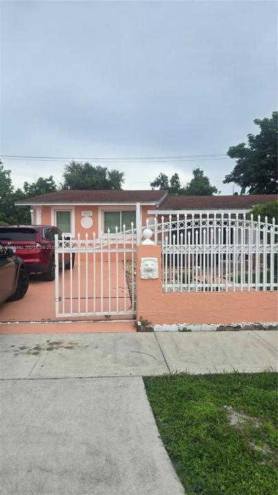 2911 NW 163rd St, Miami Gardens, Floride 33054, États-Unis