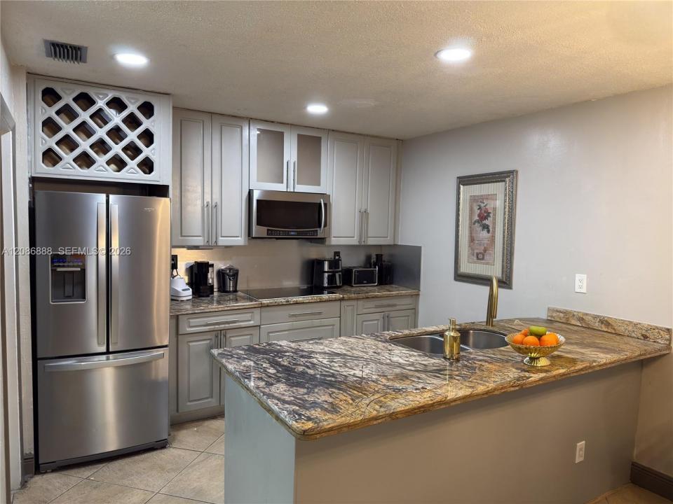 1250 SW 113th Ter 201, Pembroke Pines, Floride 33025, États-Unis