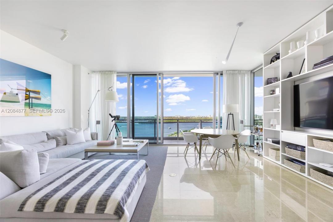 10295 Collins Ave 1806, Bal Harbour, Floride 33154, États-Unis