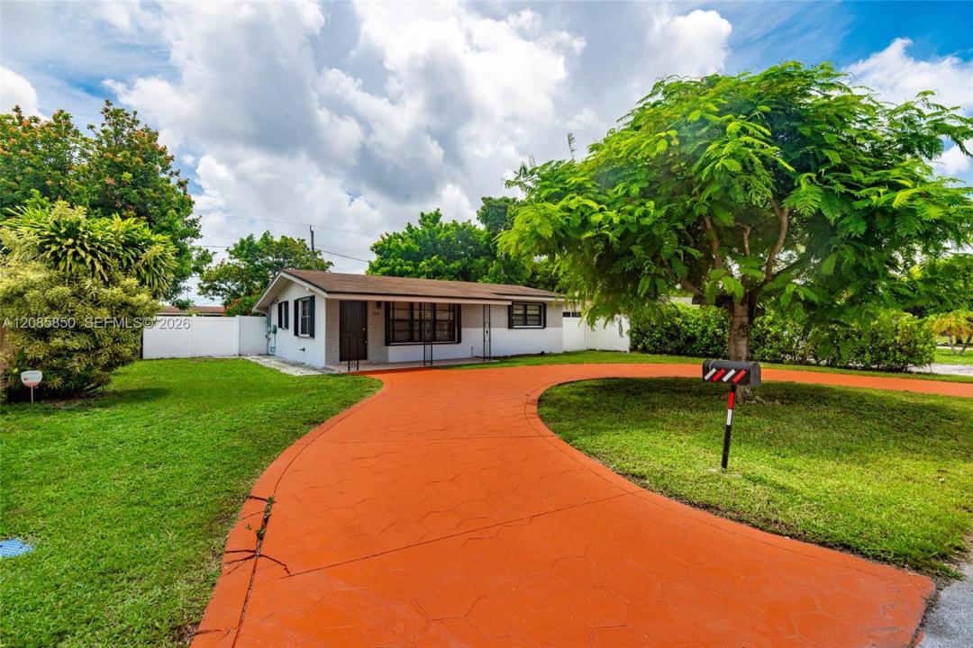 2631 Alcazar Dr, Miramar, Floride 33023, États-Unis