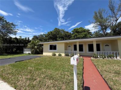 335 NE 168th St 335, North Miami Beach, Floryda 33162, USA