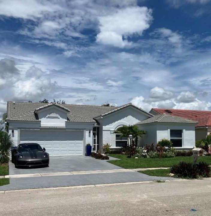 8280 Lake Cypress Road, Lake Worth, Florida 33467, Stati Uniti