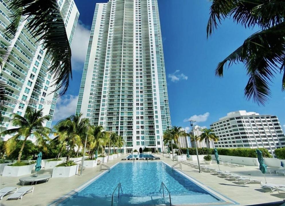 950 Brickell Bay Dr 3909, Miami, Floride 33131, États-Unis
