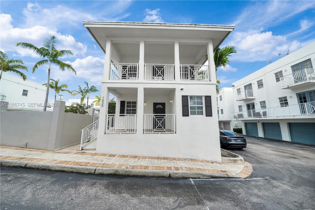 1035 SW 9th Ct N, Miami, Floride 33130, États-Unis
