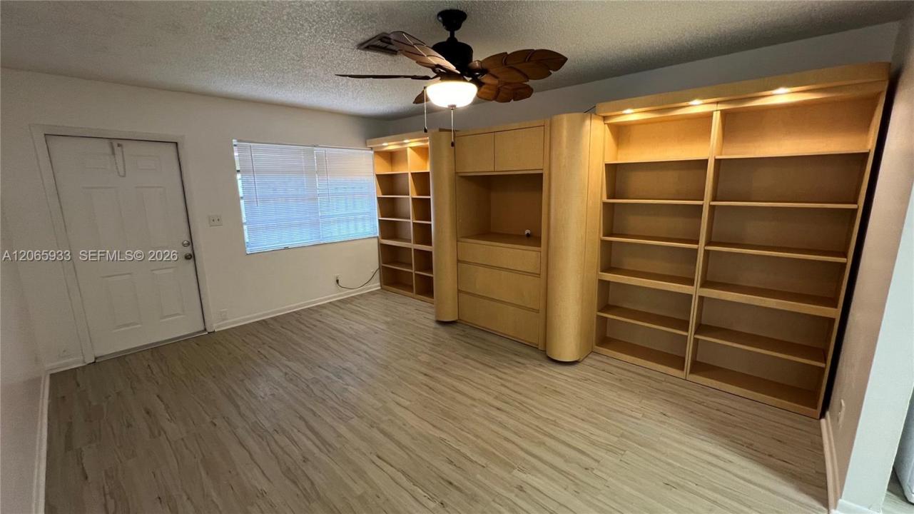 4235 SW 62nd Ave W, Davie, Floride 33314, États-Unis